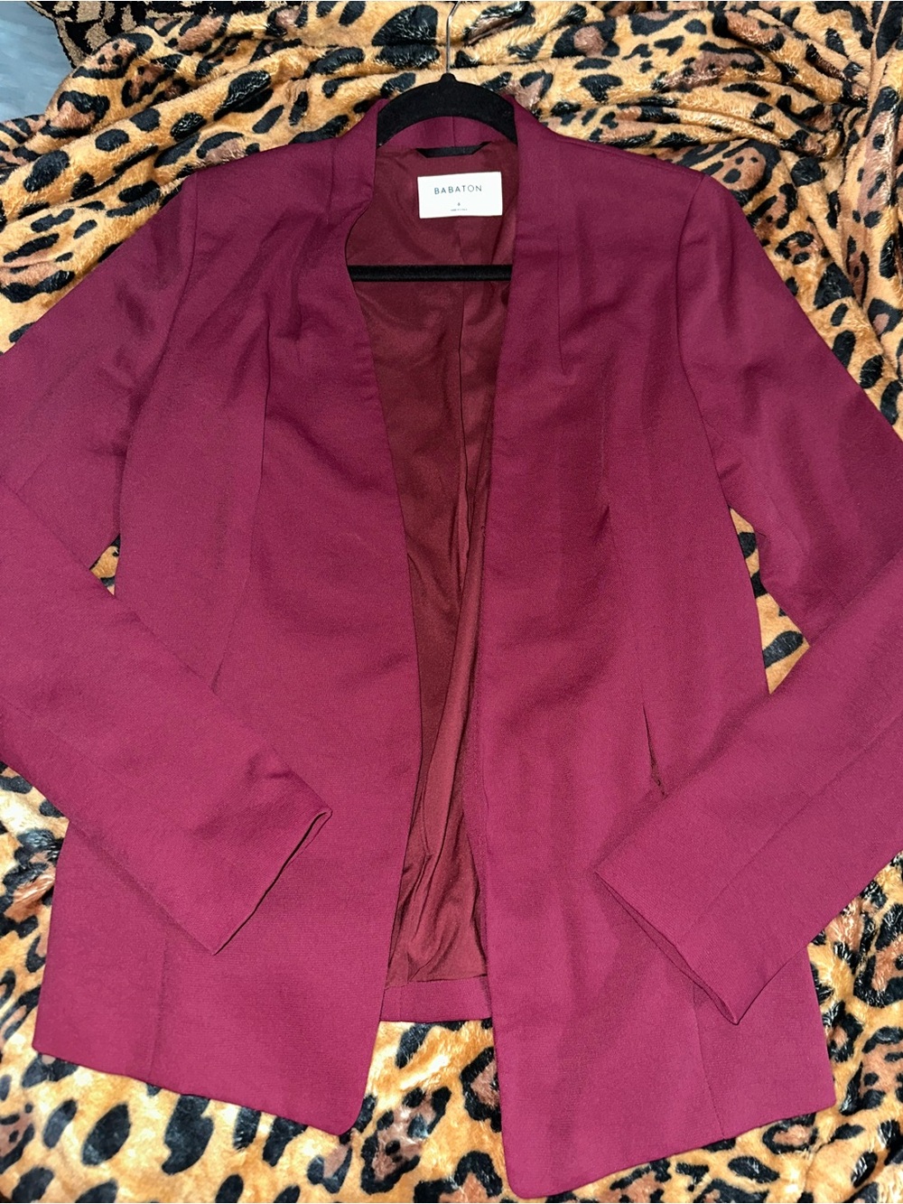 NWOT Aritzia Babaton Burgundy Blazer Sz. 6